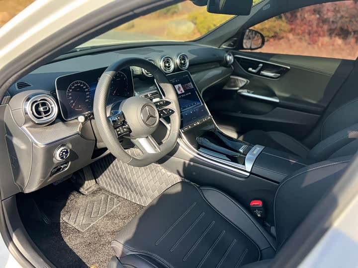 Фото 3 - Mercedes-Benz C-Class