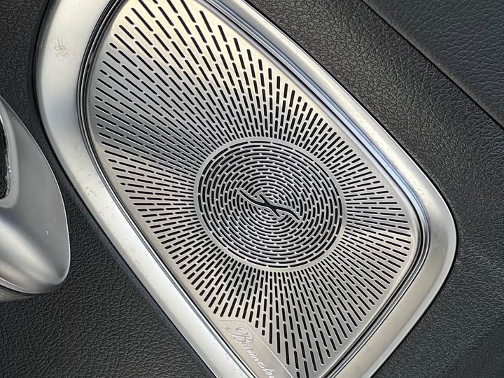 Фото 4 - Mercedes-Benz C-Class