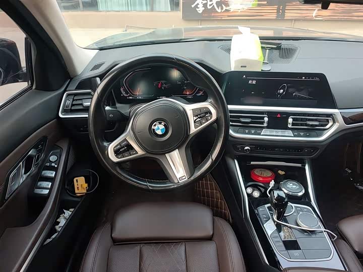 Фото 3 - BMW 3 Series