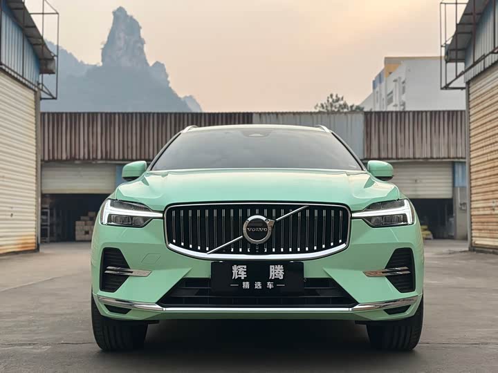 Фото 2 - Volvo XC60