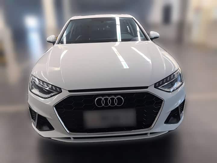 Фото 5 - Audi A4L