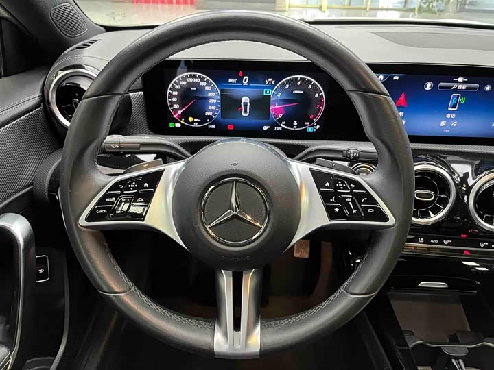 Фото 3 - Mercedes-Benz A-Class