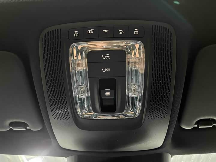 Фото 9 - Mercedes-Benz A-Class