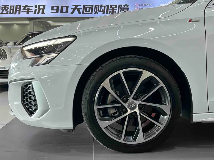 Фото 4 - Audi A3