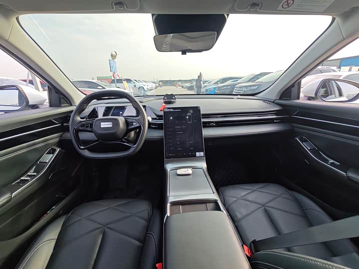 Фото 6 - Geely Galaxy L6