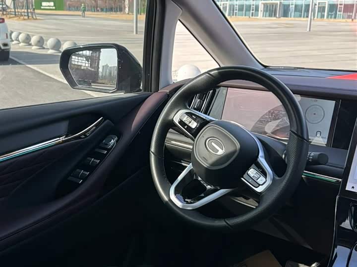 Фото 4 - GAC Trumpchi M8