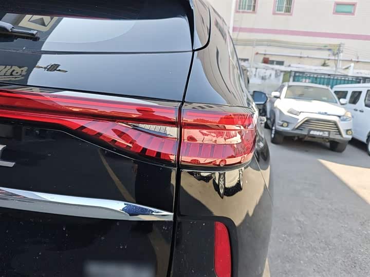 Фото 8 - Haval H6