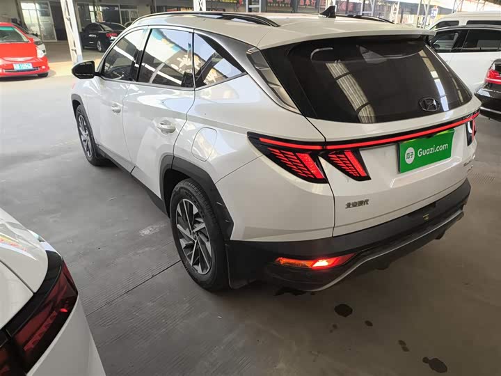 Фото 5 - Hyundai Tucson L