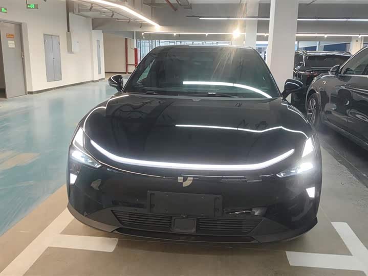 Фото 2 - Geely Jiyue 01