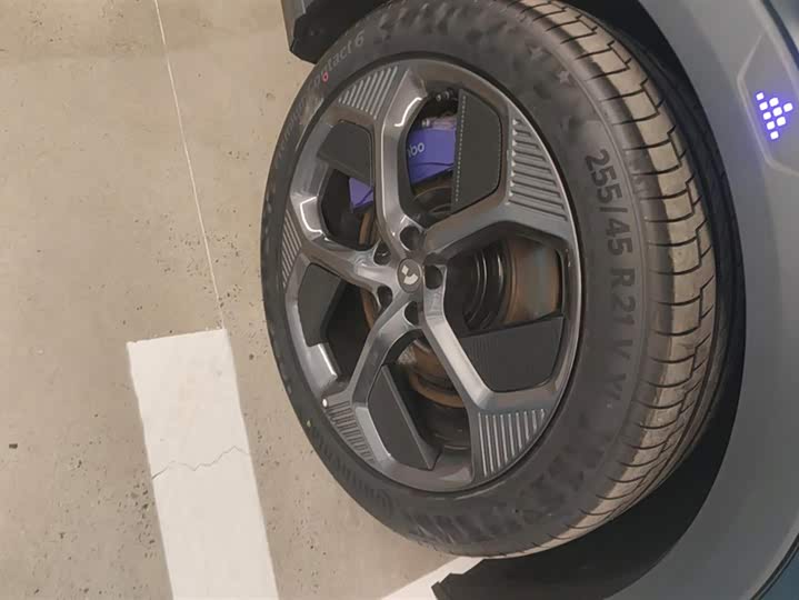 Фото 6 - Geely Jiyue 01