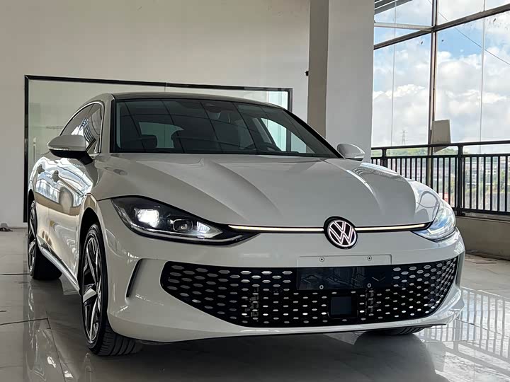 Фото 3 - Volkswagen Lamando L