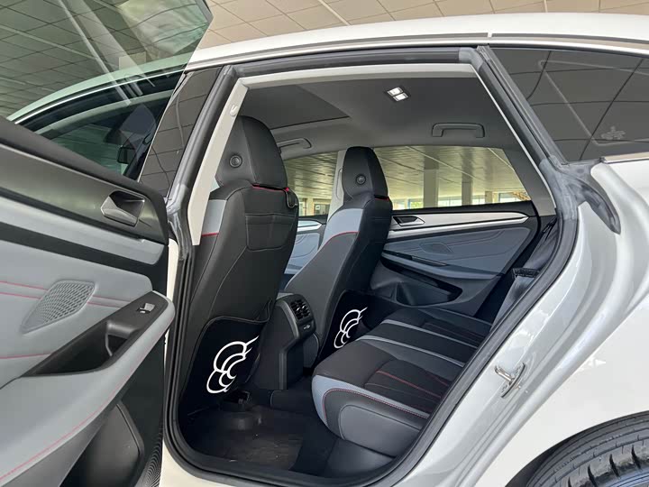 Фото 4 - Volkswagen Lamando L