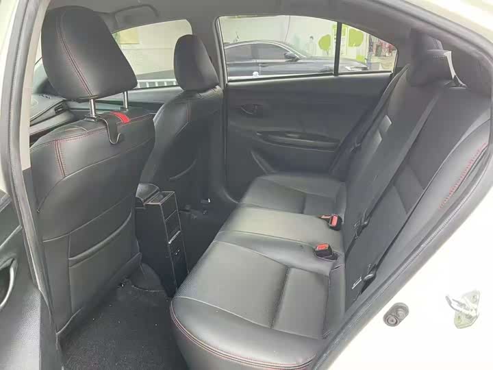 Фото 6 - Toyota Vios