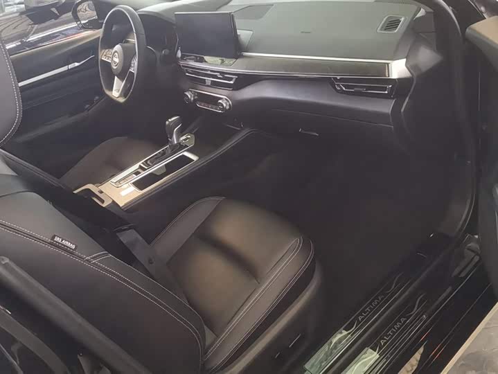 Фото 8 - Nissan Teana