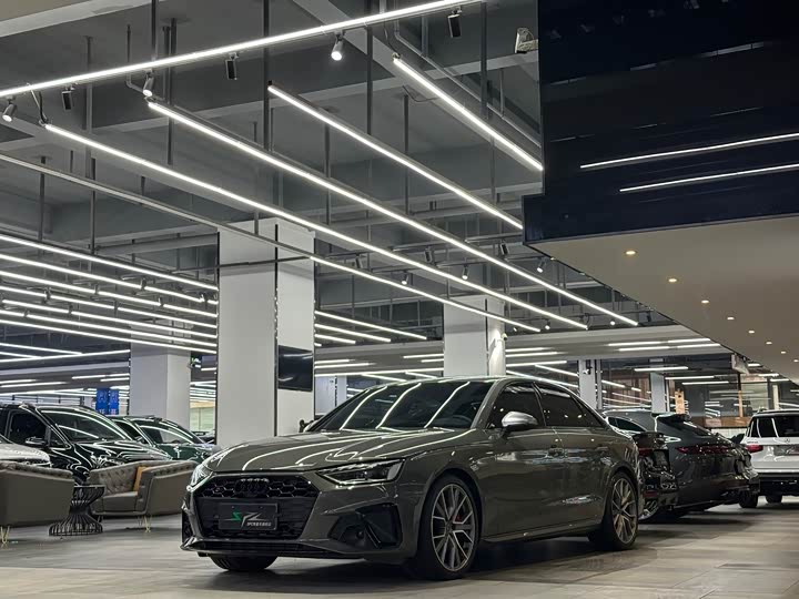 Фото 3 - Audi S4