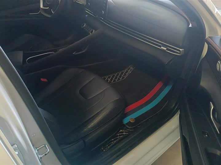 Фото 8 - Hyundai Elantra N line