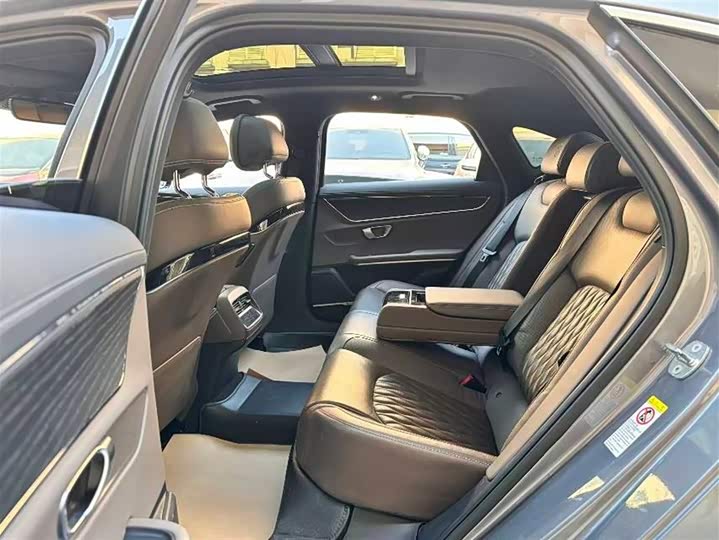 Фото 9 - BYD Han