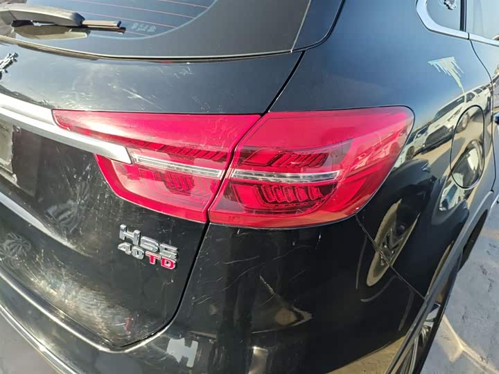 Фото 8 - Hongqi HS5