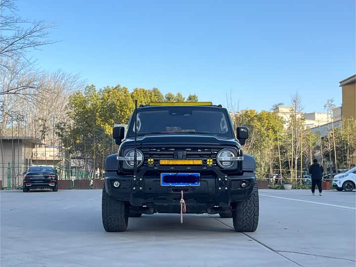 Фото 2 - Tank 300