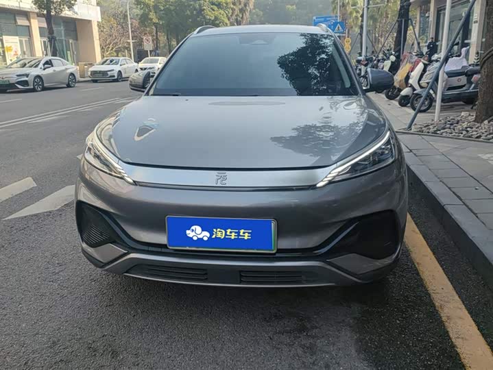 Фото 2 - BYD Yuan Plus