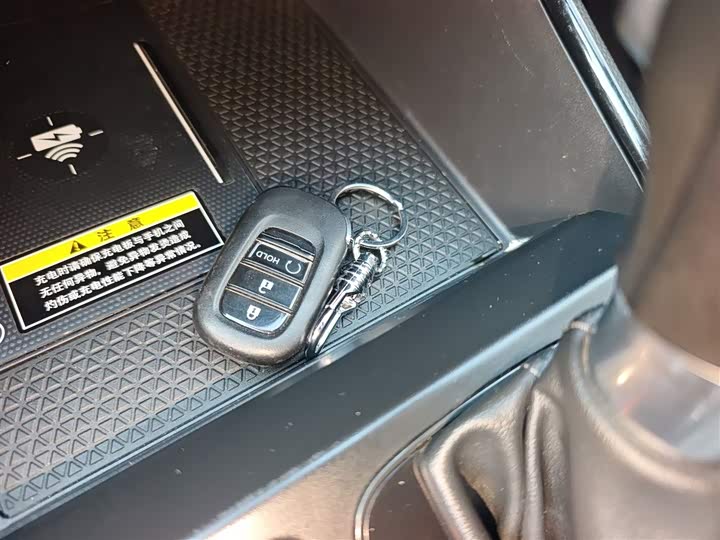 Фото 9 - Honda CR-V