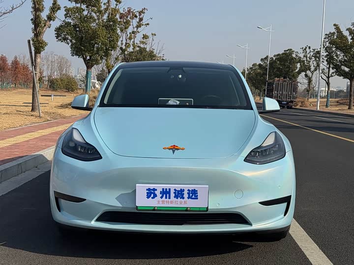 Фото 3 - Tesla Model Y