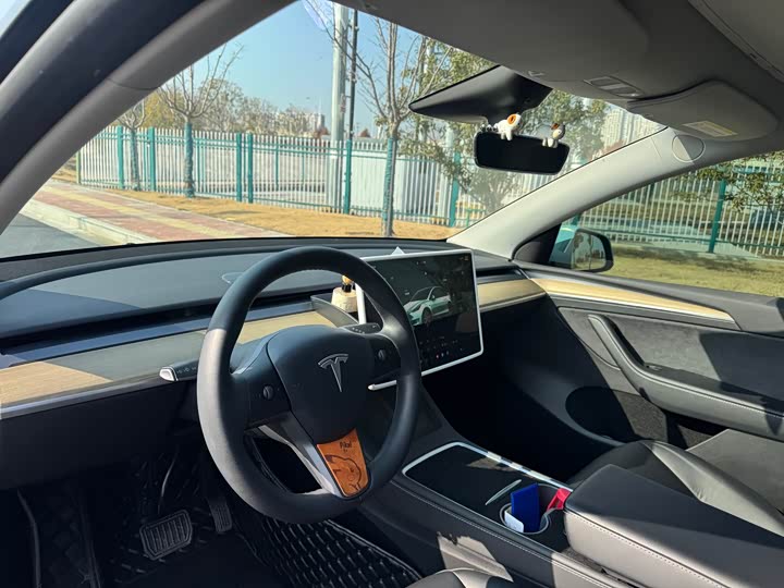 Фото 5 - Tesla Model Y