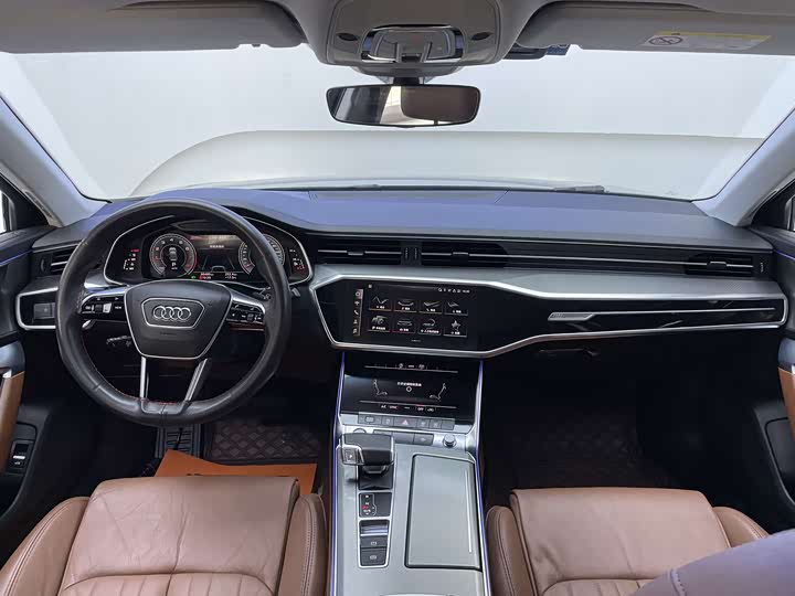 Фото 9 - Audi A6L