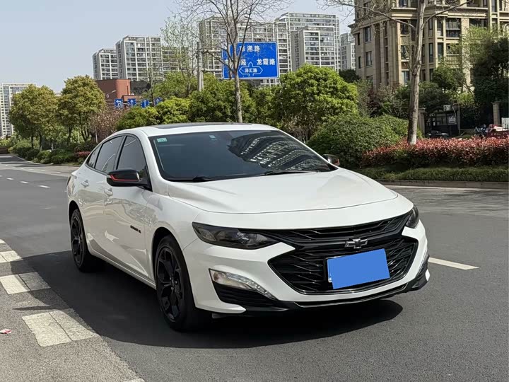 Фото 3 - Chevrolet Malibu XL