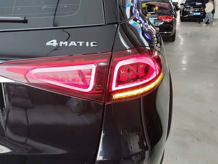 Фото 8 - Mercedes-Benz GLE-Class