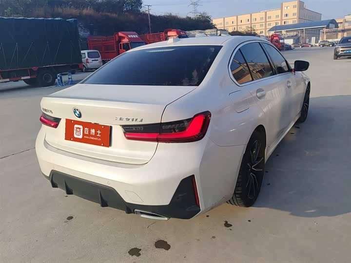 Фото 2 - BMW 3 Series