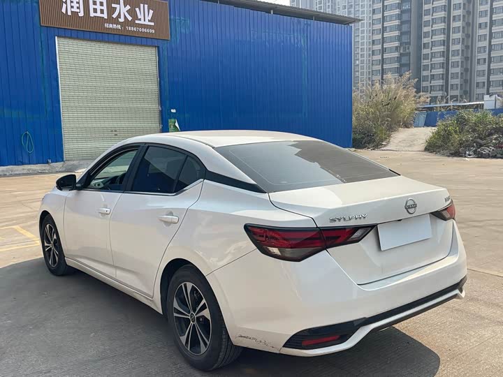 Фото 6 - Nissan Sylphy