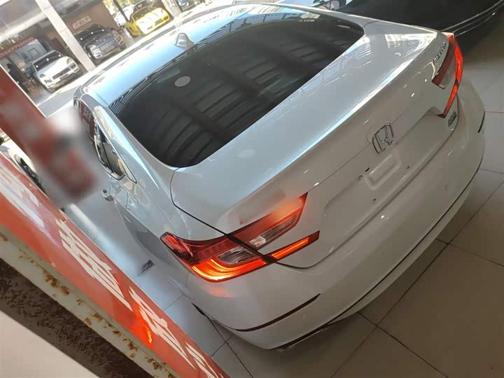 Фото 5 - Honda Accord