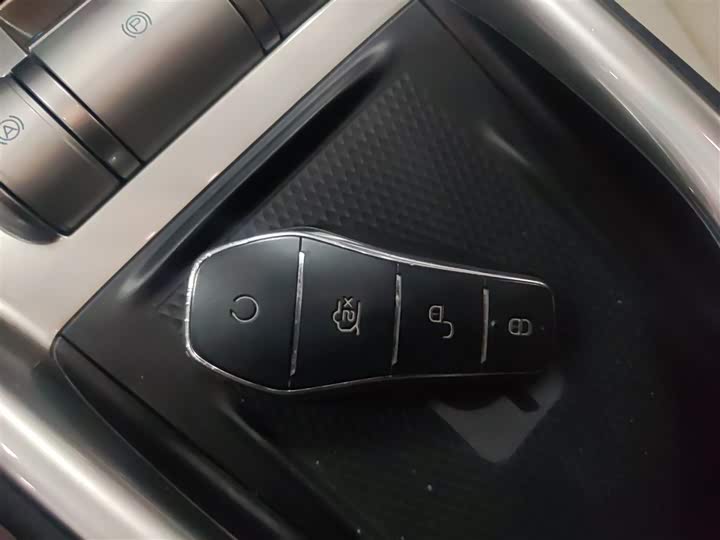 Фото 9 - BYD Dolphin