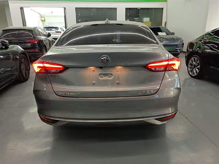 Фото 5 - Buick Verano