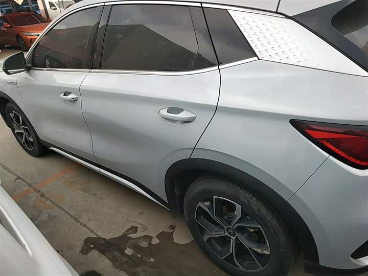 Фото 5 - BYD Yuan Plus