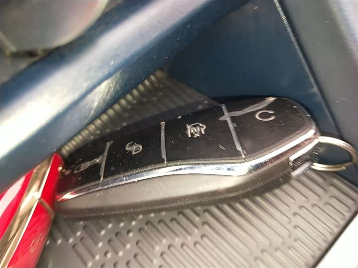 Фото 9 - BYD Yuan Plus