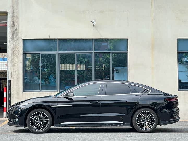 Фото 7 - BYD Han