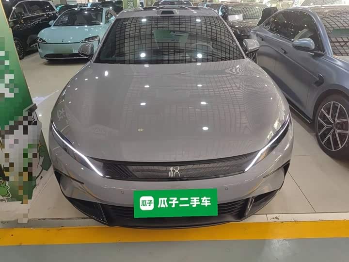 Фото 3 - BYD Han