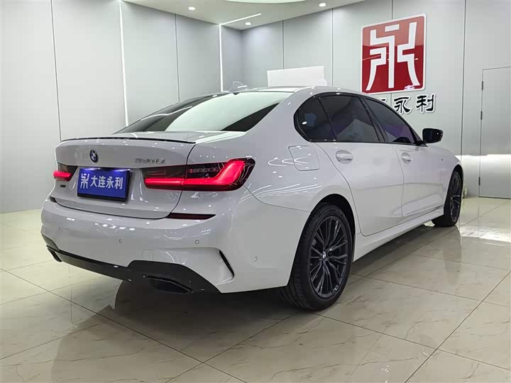 Фото 6 - BMW 3 Series