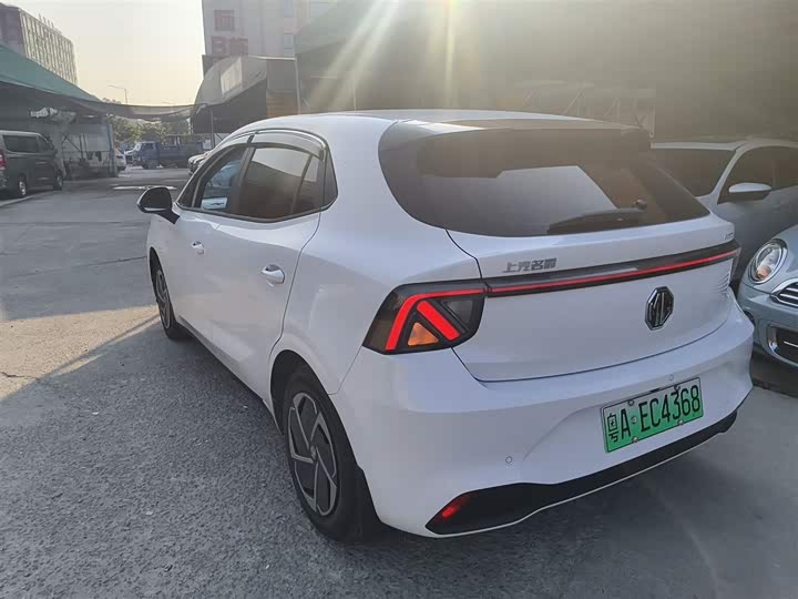 Фото 5 - MG Motor 4 EV