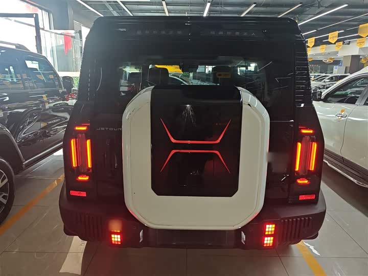 Фото 6 - Jetour T2