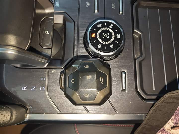 Фото 9 - Jetour T2