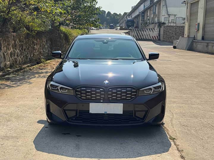 Фото 2 - BMW 3 Series