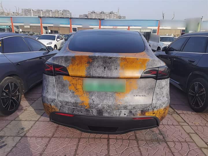 Фото 6 - Tesla Model Y