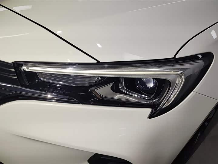 Фото 5 - Buick Verano