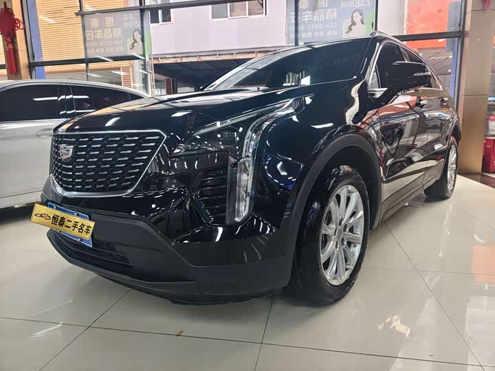 Фото 1 - Cadillac XT4