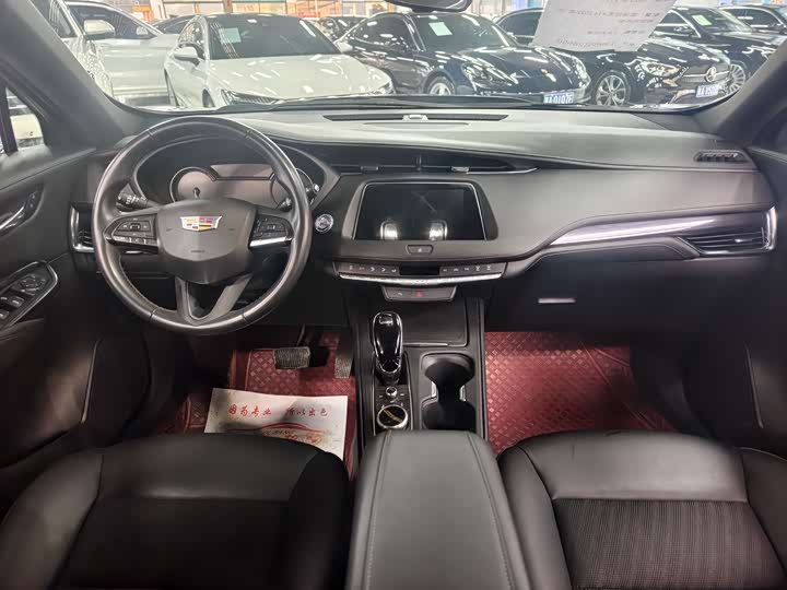 Фото 5 - Cadillac XT4