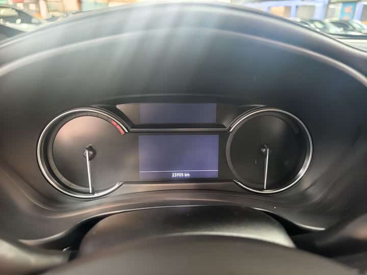 Фото 6 - Cadillac XT4