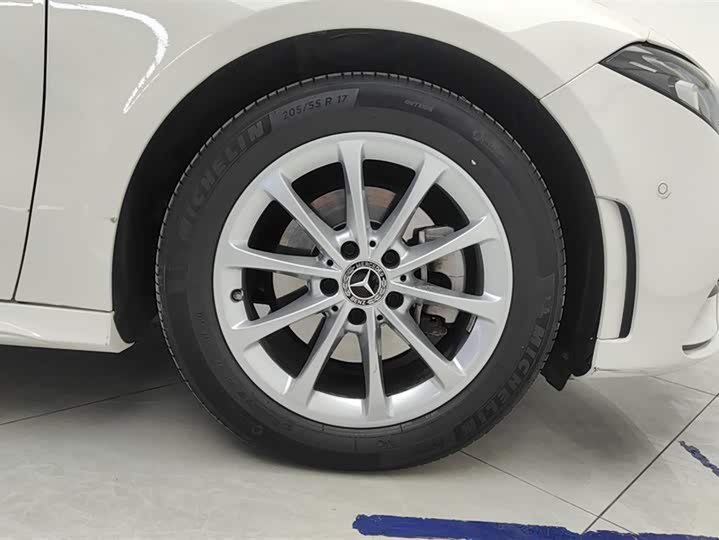 Фото 6 - Mercedes-Benz A-Class